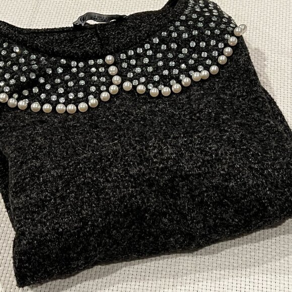 Zara Sweater Dark Gray Knit Pearl Studded Neckline Balloon Sleeves Size Small - Picture 9 of 9